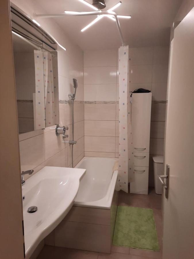 Moderne 3Zimmer Wohnung, In Koenigsbrunn Bei Augsburg מראה חיצוני תמונה